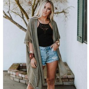 Three birds nest kimono